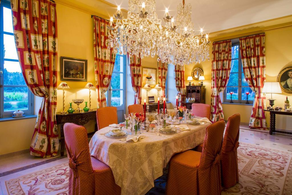Chateau Talaud Bed & Breakfast Loriol-du-Comtat Eksteriør bilde