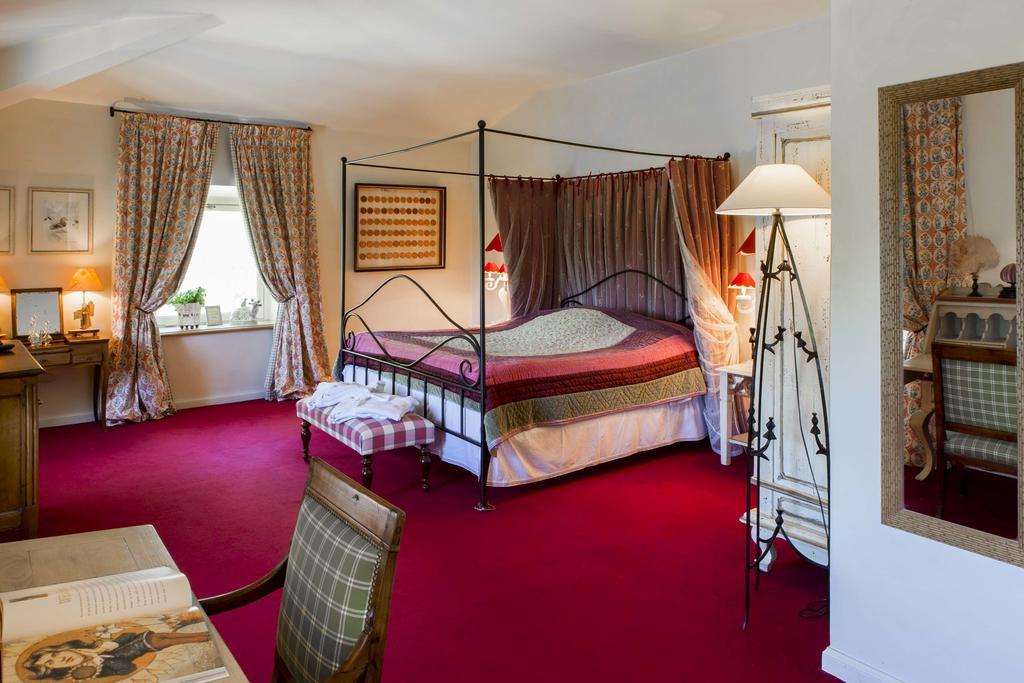Chateau Talaud Bed & Breakfast Loriol-du-Comtat Rom bilde