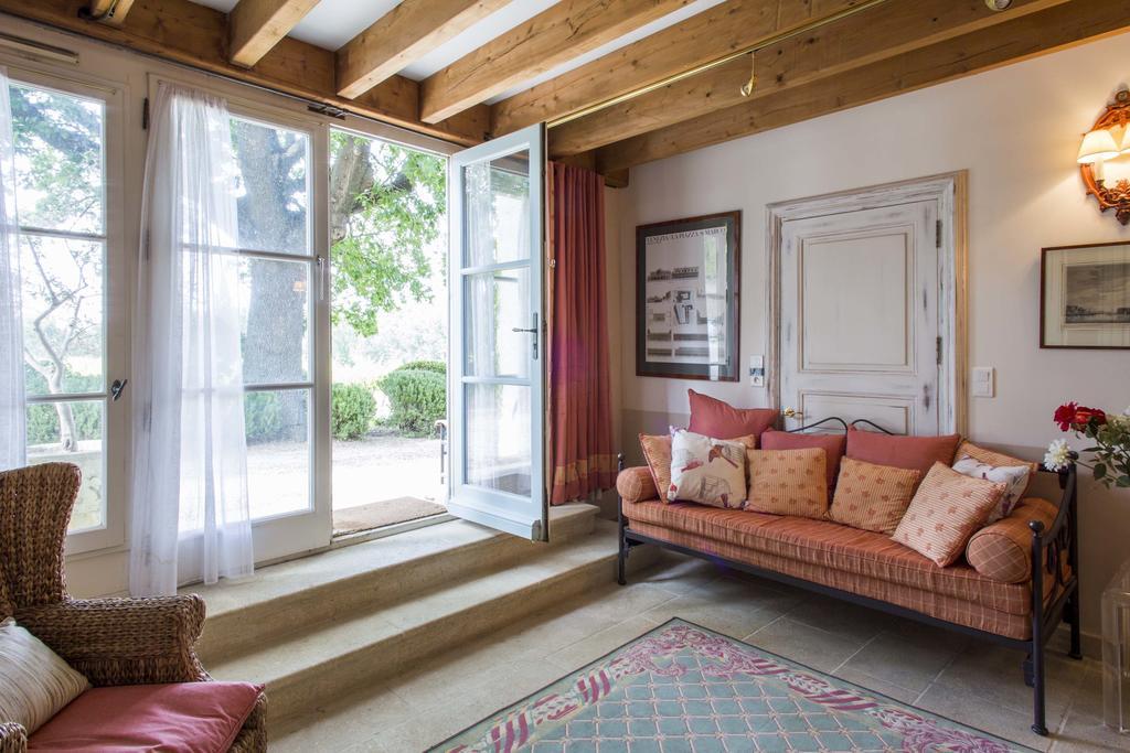 Chateau Talaud Bed & Breakfast Loriol-du-Comtat Eksteriør bilde